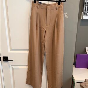 Trouser Gap Pants